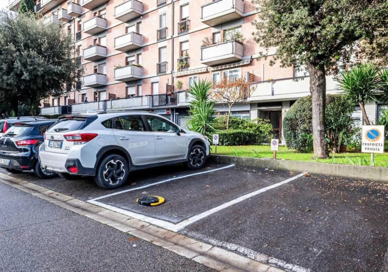 Apartment La Suite Di Tommy Con Parcheggio Privato Florence